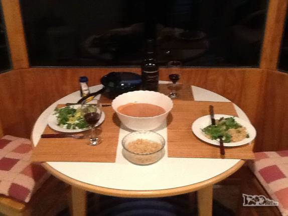 Jantas feito pela Ana em nosso chalé em Coyhaique, a maior cidade ao longo da Carretera Austral, no sul do Chile